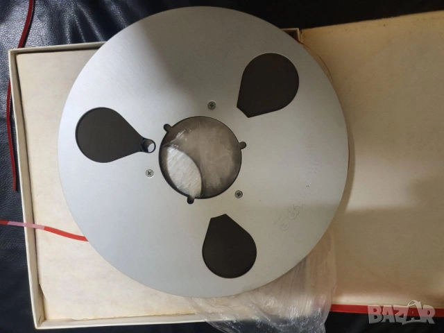 Магнетофонна ролка Audiotape В много добро състояние. 26,5см. 10,5" 