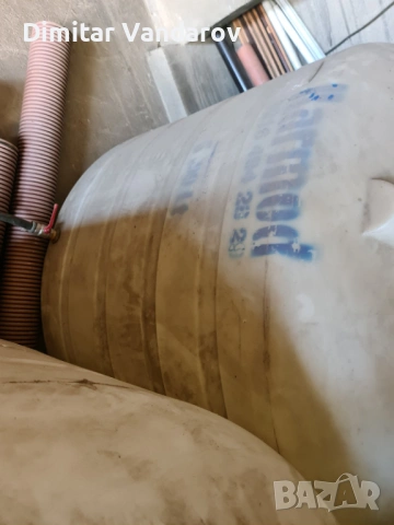 Продавам резервоари 5000L (5 тона) – здрави, с кран, 2 броя, снимка 3 - Друго - 54439228