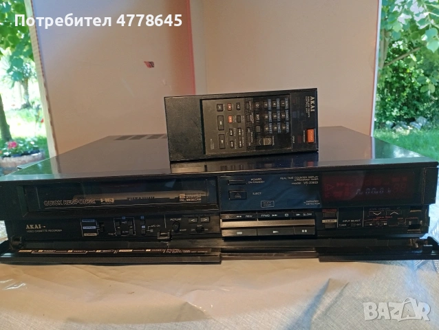 видео VHS AKAI, снимка 3 - Плейъри, домашно кино, прожектори - 54820032