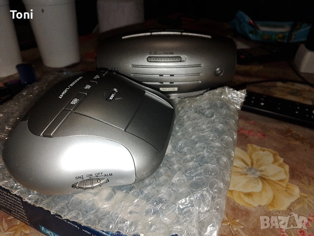 дигитален будилник Elite показва час, дата и температура с функция за дрямка (snooze) и подсветка , снимка 3 - Стенни часовници - 53953791