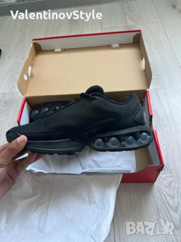 Nike air max Dn 42 NEU!!, снимка 2 - Маратонки - 54676468