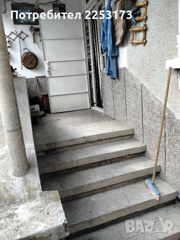 Продавам къща в с.Кръстевич, снимка 5 - Къщи - 54669771