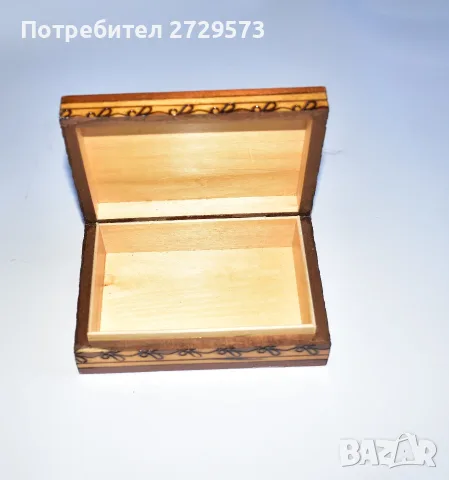 Стара дървена кутия - Пирографирана - много запазена , снимка 3 - Антикварни и старинни предмети - 55618995