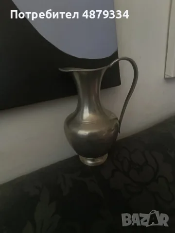 Метална каничка за вода, вино и други напитки 