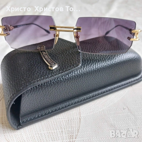 Нов модел на слънчеви очила Chrome Hearts