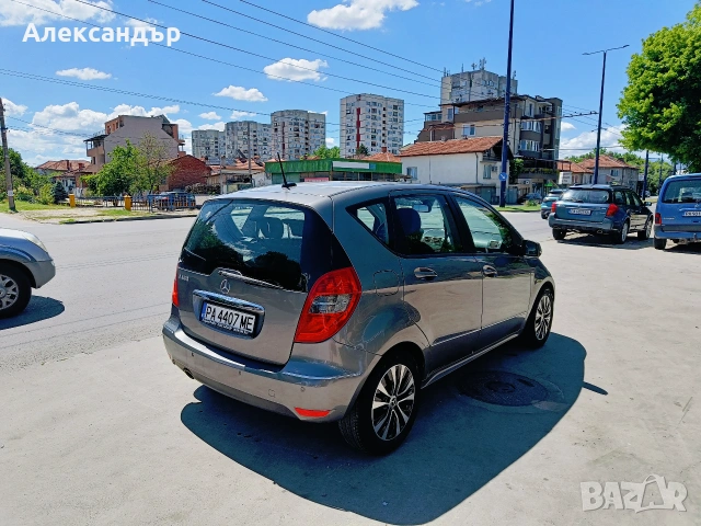 Мерцедес Бенц А 180i автоматик Special Edition 2010г. , снимка 3 - Автомобили и джипове - 55164137