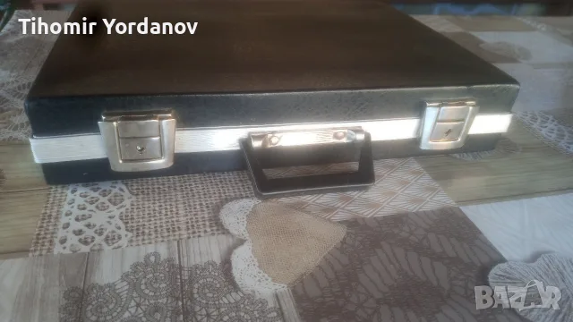 Дипломатическо куфарче., снимка 12 - Антикварни и старинни предмети - 51067438