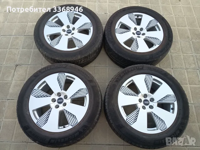 Оригинални джанти Audi 19" 5x112 Ауди 5х112 Etron Q5 Q7 Q8, снимка 2 - Гуми и джанти - 55466835