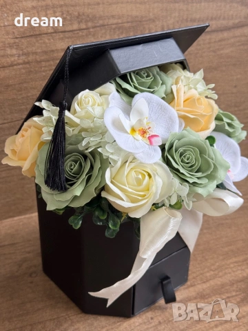 Букети за абитуриенти, снимка 4 - Декорация за дома - 50058857