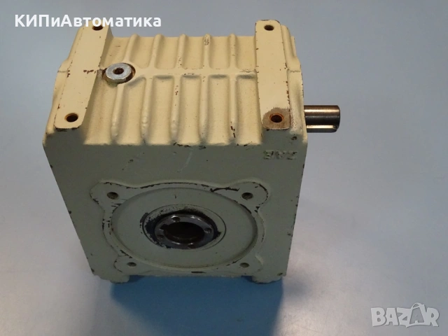 Червячен редуктор ZAE typ E063B gear reducer i=10:1