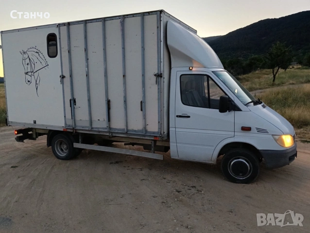 Продавам камиона. В много добро състояние е., снимка 2 - Бусове и автобуси - 55250751