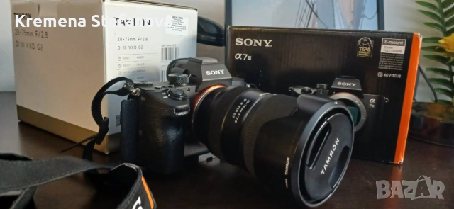 Безогледален фотоапарат Sony A7iii и обектив Тамрон 28-75мм F/2.8, снимка 3 - Фотоапарати - 54689617
