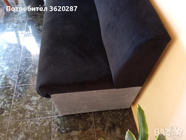 Диван, снимка 3 - Дивани и мека мебел - 54480752