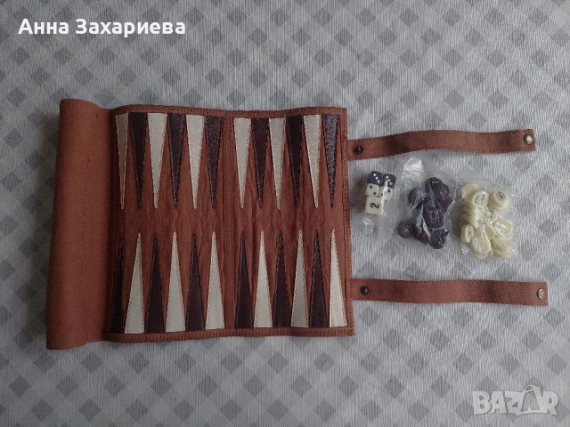 Сгъваем комплект за игра на табла и шах, снимка 2 - Шах и табла - 54478050