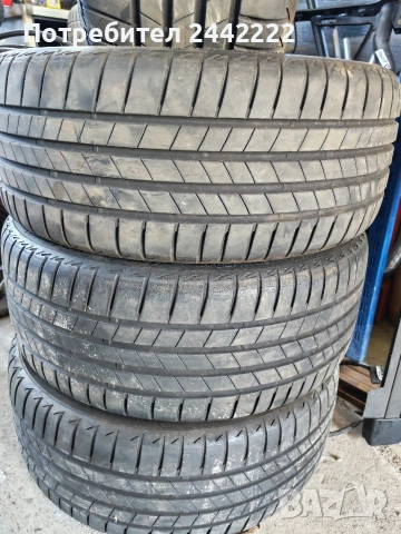 225/40-18 Bridgestone, снимка 2 - Гуми и джанти - 54697582