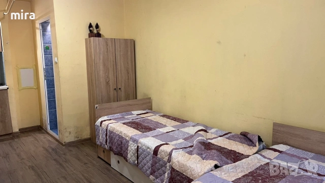 Обзаведено партерно ателие Център до СМГ, снимка 2 - Апартаменти - 54944545