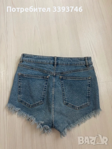 Къси панталонки Zara, снимка 3 - Къси панталони и бермуди - 54710761