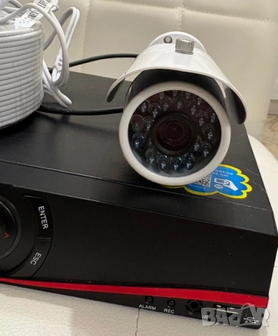 Пълен комплект видеонаблюдение FHD с 4 камери, снимка 4 - Комплекти за видеонаблюдение - 54248712