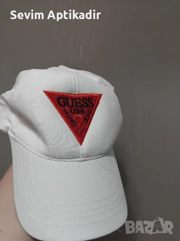 Guess дамска шапка