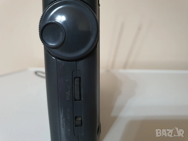 SONY-ICF-SW40, снимка 5 - Радиокасетофони, транзистори - 54664936