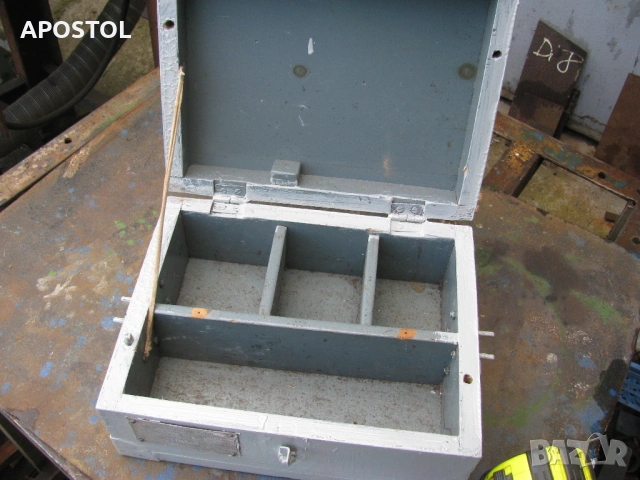 Дървен сандък от военна техника с метален обков СССР , снимка 2 - Антикварни и старинни предмети - 54138003