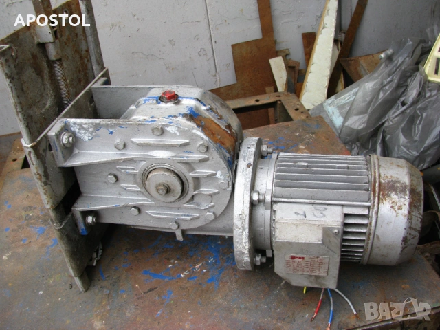 мотор редуктор, снимка 6 - Електродвигатели - 54000230
