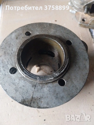 различни части останали от двигатели за иже възход и татран., снимка 10 - Части - 54069108