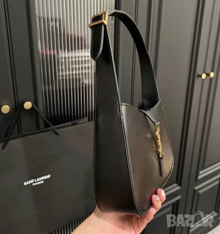 Saint Laurent Le 5 À 7 Hobo Bag – Black, снимка 5 - Чанти - 55417263