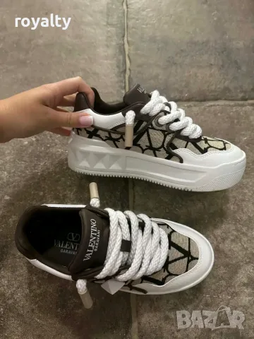 Valentino Garavani Нови Маратонки 36-45 Номер с Кутия 