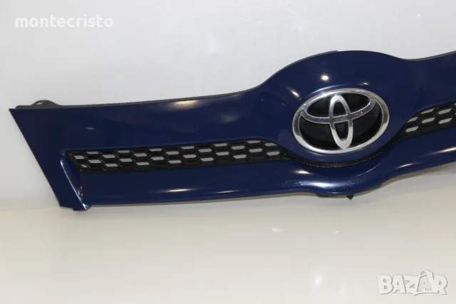 Предна решетка Toyota Corolla Verso (2004-2007г.) предна емблема Тойота Корола Версо 531110F020, снимка 2 - Части - 55357218
