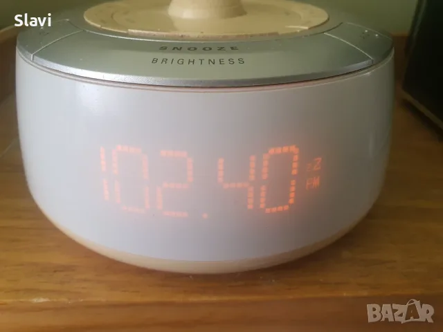 Радио часовник/будилник PHILIPS, снимка 2 - Будилници и настолни часовници - 55628375