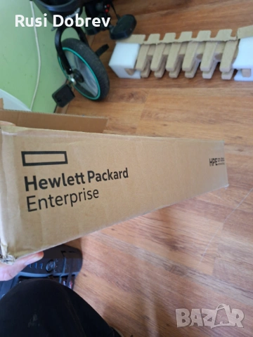 ЧИСТО НОВ Aruba 6000 48G Class4 PoE 4SFP 370W (R8N85A), снимка 2 - Мрежови адаптери - 54304922