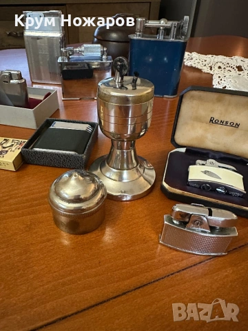 Продава се Настолна Запалка от края на -20 г. На миналия век работи перфектно, снимка 2 - Нумизматика и бонистика - 54179257