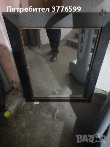 Ретро дървено огледало