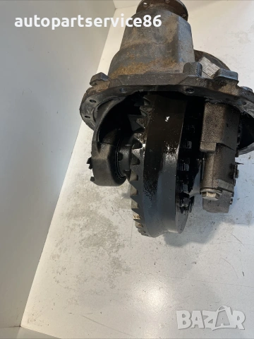 Заден диференциал за Mercedes Vario 815 / 814 / 812 предавателно число 5.714 004401025, снимка 2 - Части - 55238361