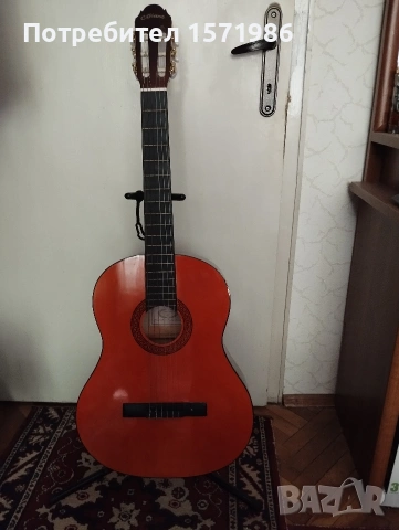 Класическа китара G. Giant