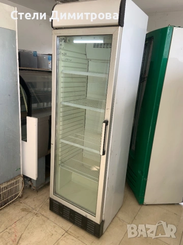 Хладилна витрина 60/60/205, снимка 4 - Витрини - 54238681