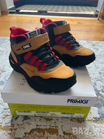 Продавам детски боти Primigi
