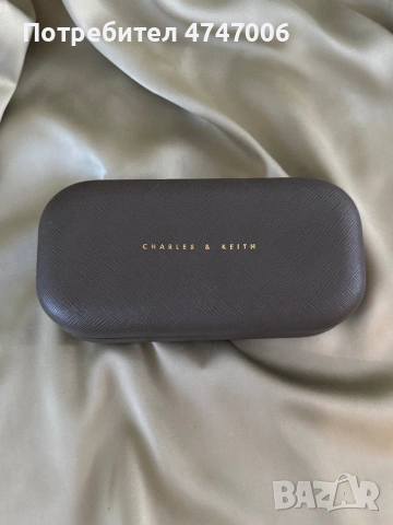 Слънчеви очила Charles & Keith с калъф, снимка 4 - Слънчеви и диоптрични очила - 54792539