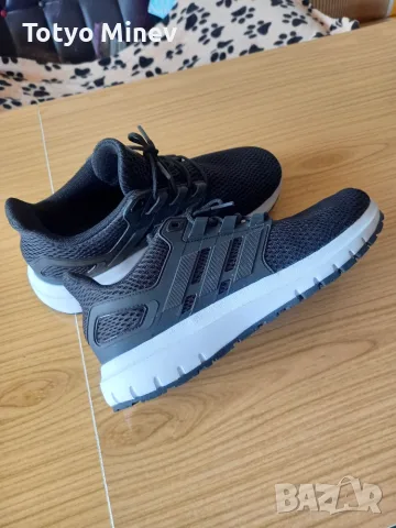 Почти нови маратонки ADIDAS, снимка 3 - Маратонки - 55630898