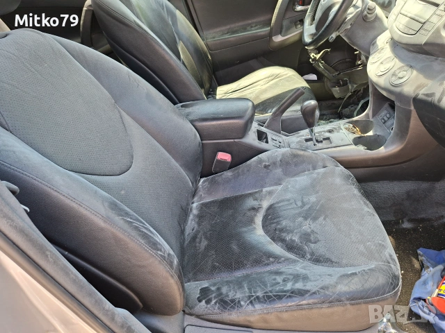 TOYOTA RAV4 2.2DCAT 4X4  автомат 150кс, снимка 8 - Автомобили и джипове - 54988625