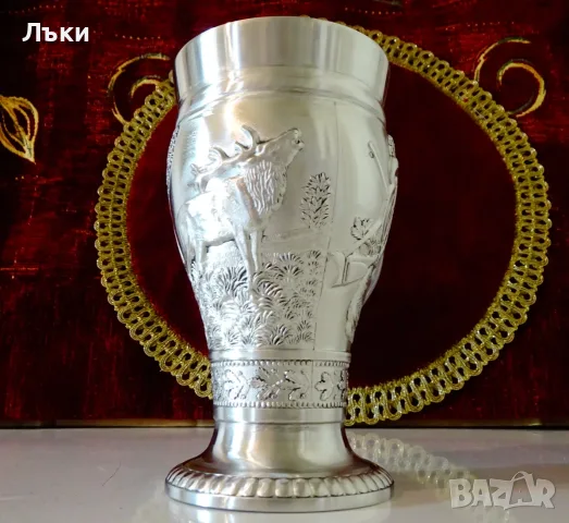 Калаена чаша,халба,релефни ловни картини Елен,Куче, снимка 2 - Антикварни и старинни предмети - 55492188
