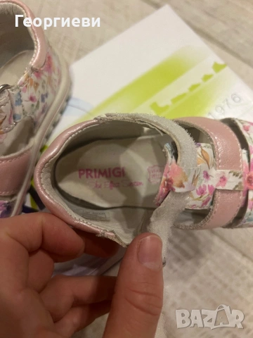 Детски сандали с цветя primigi 25 номер, снимка 4 - Детски сандали и чехли - 54527687