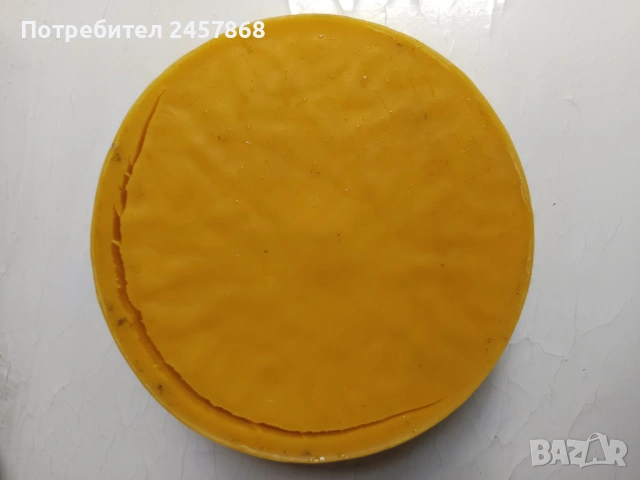 Пчелен восък от личния пчелин, снимка 3 - Пчелни продукти - 36881595
