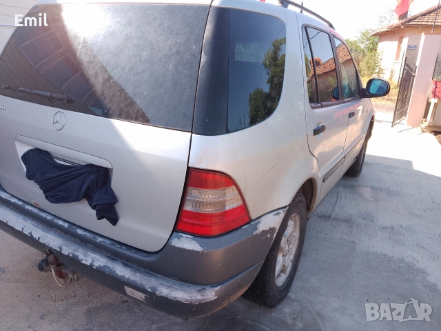 Mercedes Benz МЛ 230, снимка 5 - Автомобили и джипове - 55231172