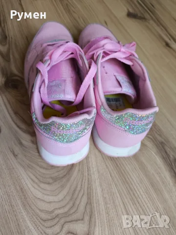 Дамски (детски) розови маратонки Reebok, снимка 3 - Маратонки - 55564992