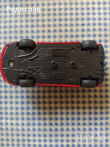 количка Burago  Ferrari 488, снимка 6 - Колекции - 54515140
