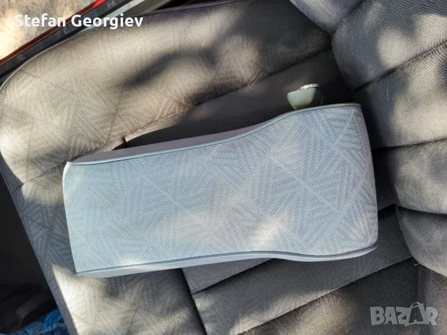 Подлакътник за Мерцедес 124 сив, снимка 4 - Автомобили и джипове - 55411645