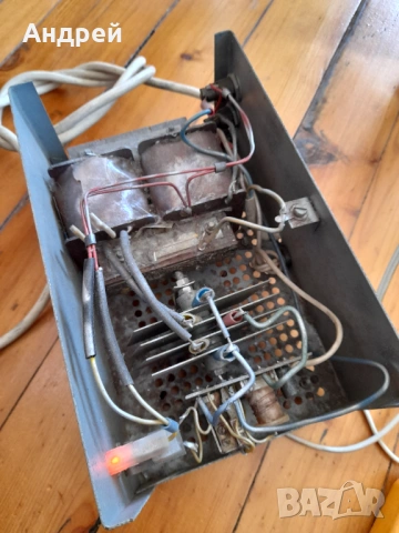Стар битов токоизправител,,зарядно за акумулатор ЗТ Перник, снимка 7 - Антикварни и старинни предмети - 53988862