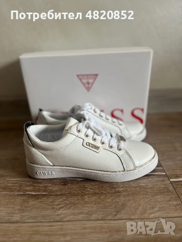 Нови дамски кецове Guess - Размер 36